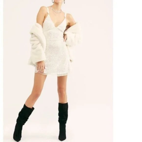 Free People Gold Rush Sequin Pearl Dress. XS,S,M,L - Picture 4 of 15